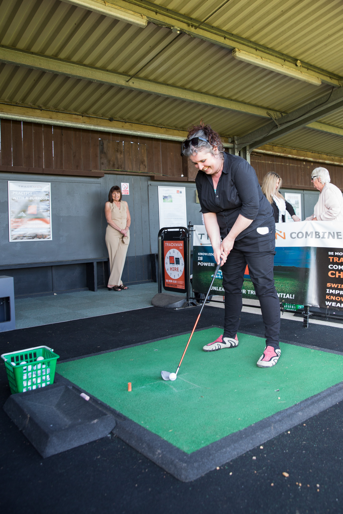 170510-LadiesFirst-Golf-05-S